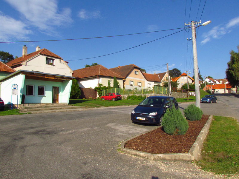 Soubor:Center of Radošov, Třebíč District.JPG