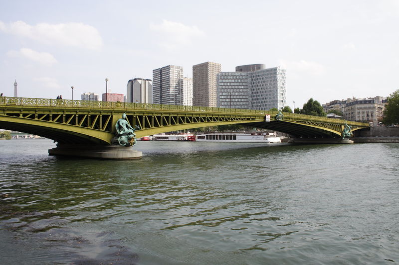 Soubor:Pont Mirabeau Paris FRA 002.JPG