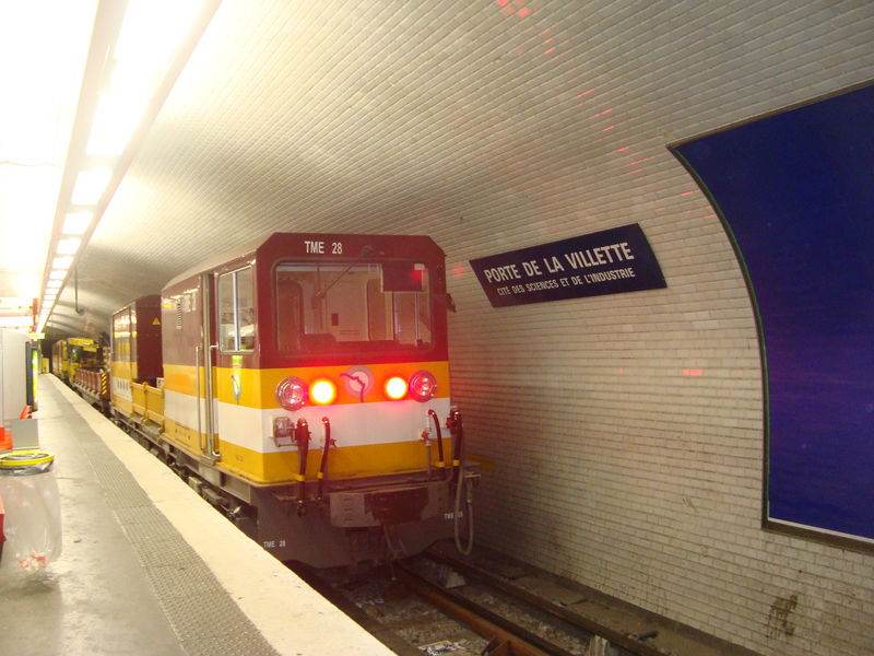 Soubor:Station-Villette-TME28.jpg