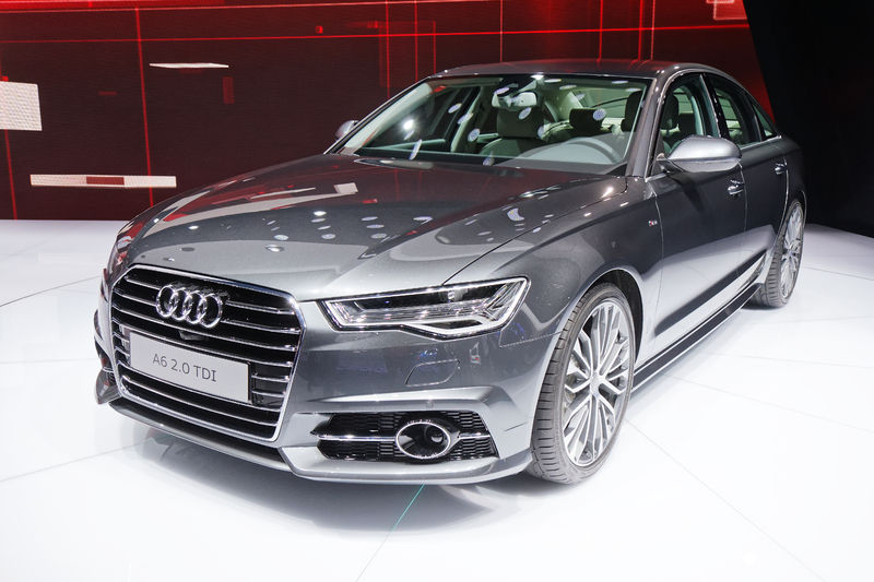 Soubor:Audi A6 - Mondial de l'Automobile de Paris 2014 - 003.jpg