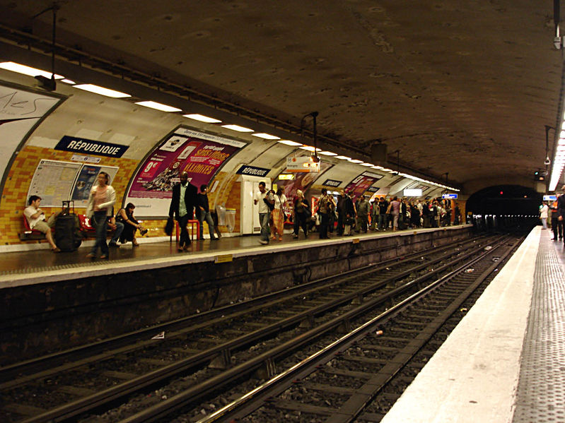 Soubor:Metro Paris - Ligne 5 - station Republique 03.jpg
