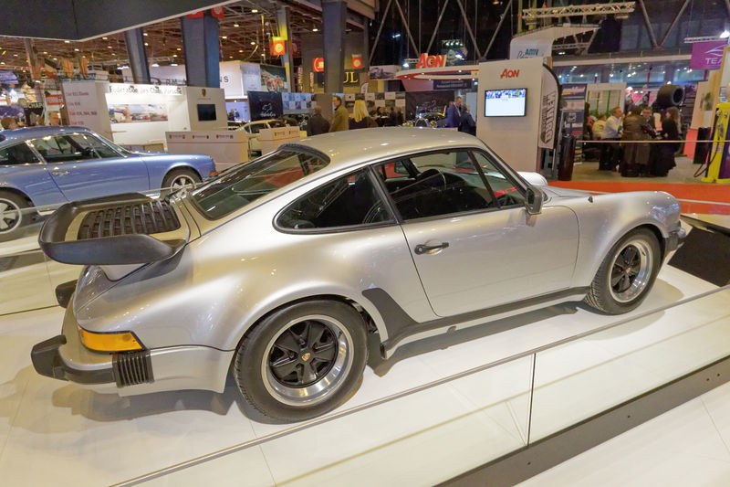 Soubor:Rétromobile 2015 - Porsche 911 type 930 - 1978 - 002.jpg
