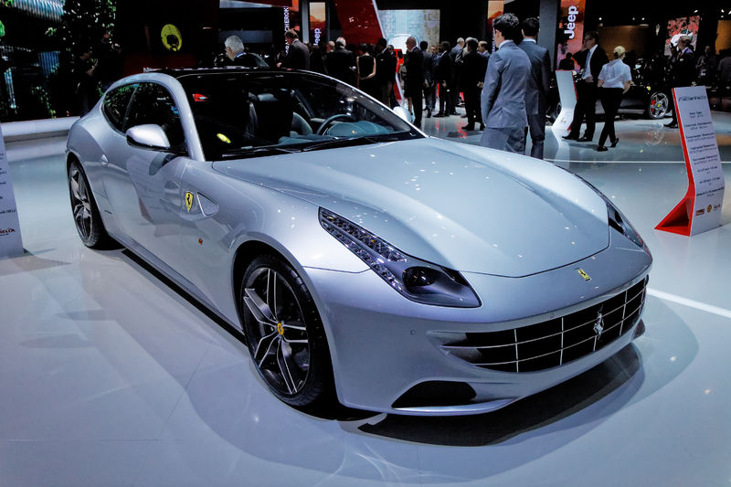 Soubor:Ferrari FF - Mondial de l'Automobile de Paris 2012 - 001.jpg