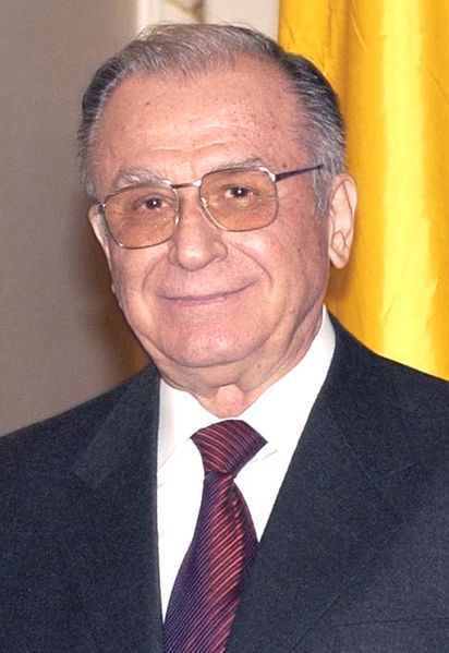 Soubor:Ion Iliescu (2004).jpg