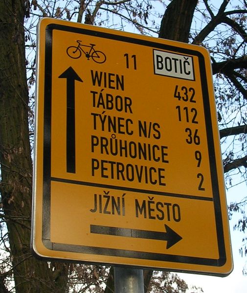Soubor:Cyklotrasa Botič.jpg