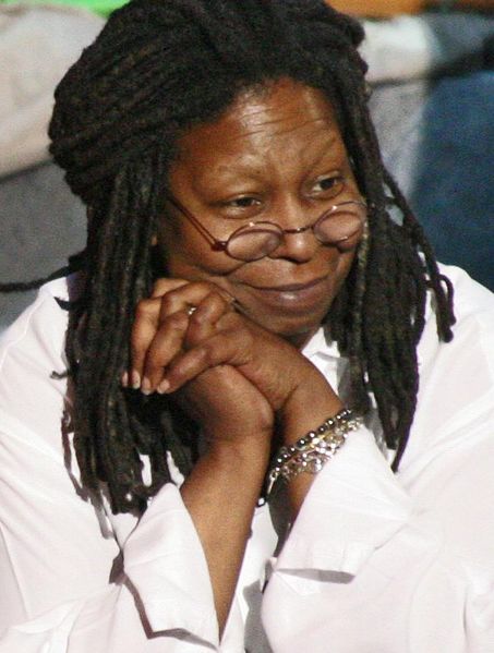 Soubor:Whoopi Comic Relief cropped.jpg