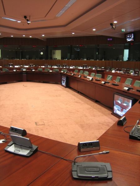 Soubor:EU Council Room.jpg
