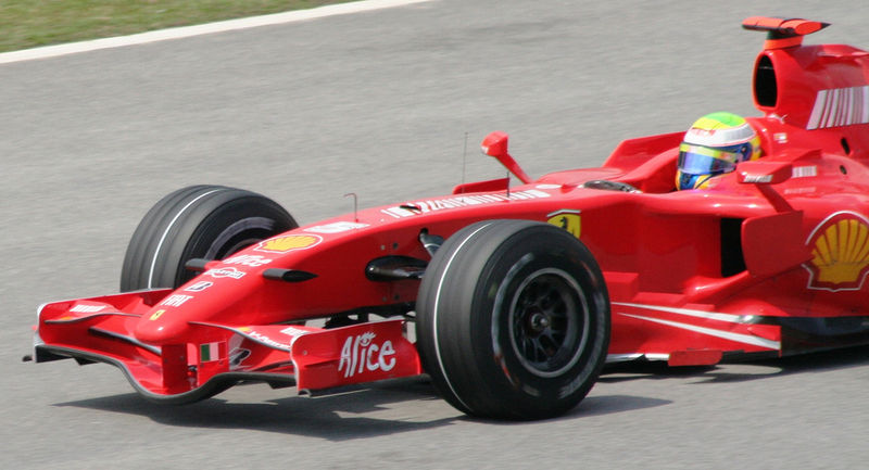 Soubor:Felipe Massa 2007 Malaysia.jpg