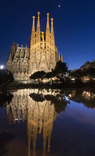 Slavný chrám La Sagrada Familia (2014)