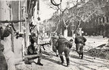 Útok sovětské pěchoty v Budapešti