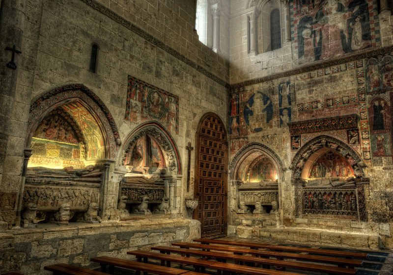 Soubor:Catedral Vieja, Salamanca (Spain), HDR 3.jpg
