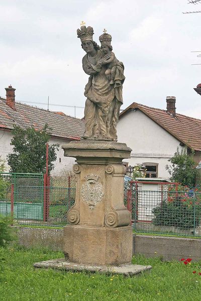 Soubor:Třesovice - barokní socha Panny Marie.jpg