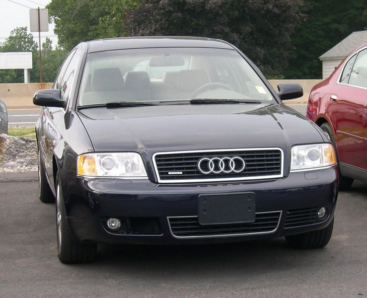 Soubor:2004 Audi A6 Quattro.jpg