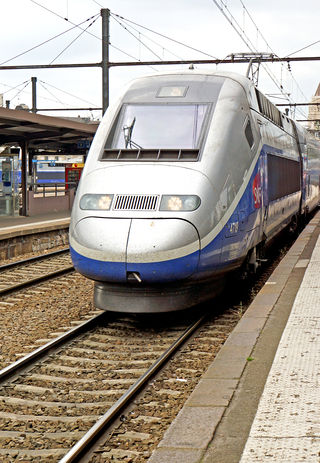 Velmi rychlý francouzský vlak TGV (2014)