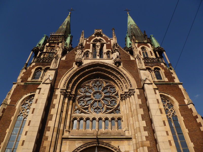Soubor:St.Olha and Elizabeth Church Lviv.jpg