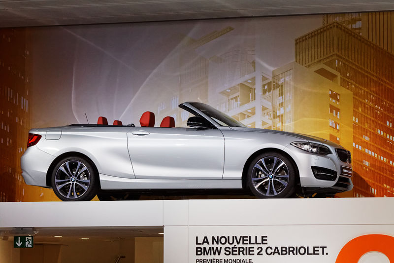 Soubor:BMW Serie 2 Cabriolet - Mondial de l'Automobile de Paris 2014 - 002.jpg