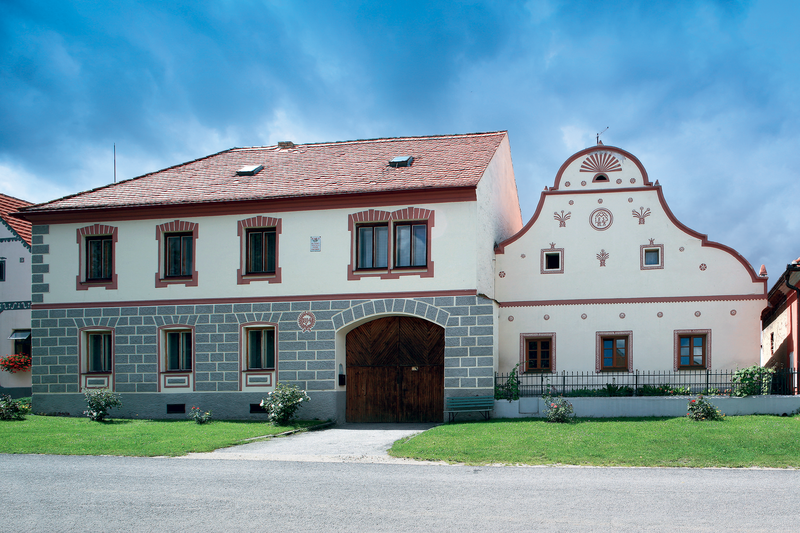 Soubor:Holasovice 09.png