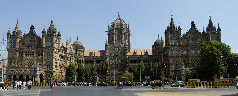 Soubor:Chatrapati Shivaji Terminus Pano.jpg