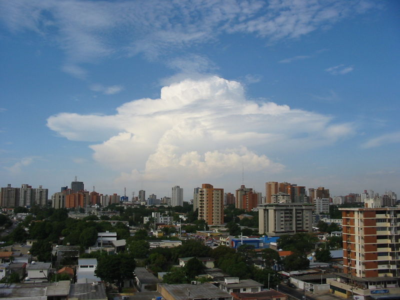 Soubor:Maracaibo cumulonembo.jpg