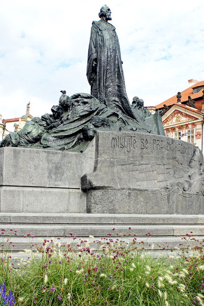 Soubor:Czech-04004-Jan Hus-DJFlickr.jpg