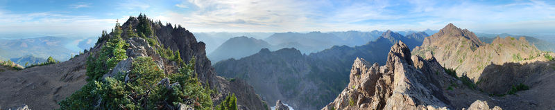 Soubor:Mount Ellinor, Mount Washington Panorama.jpg