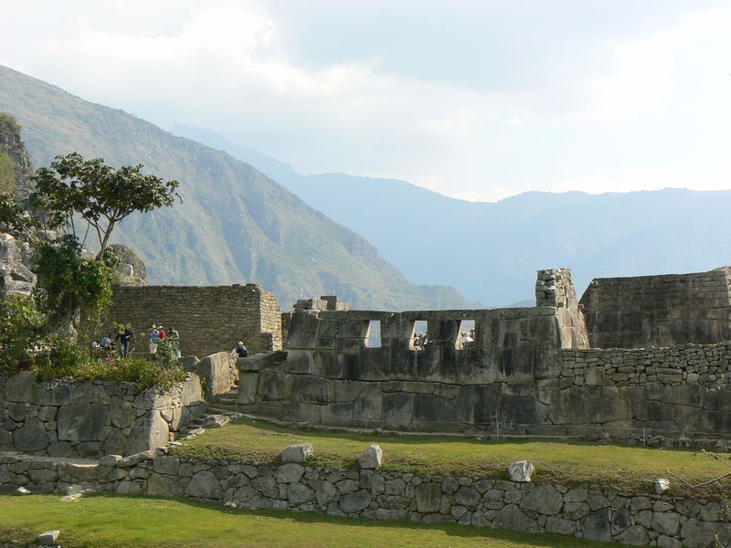 Soubor:Temple of Three Windows Machu Picchu.JPG