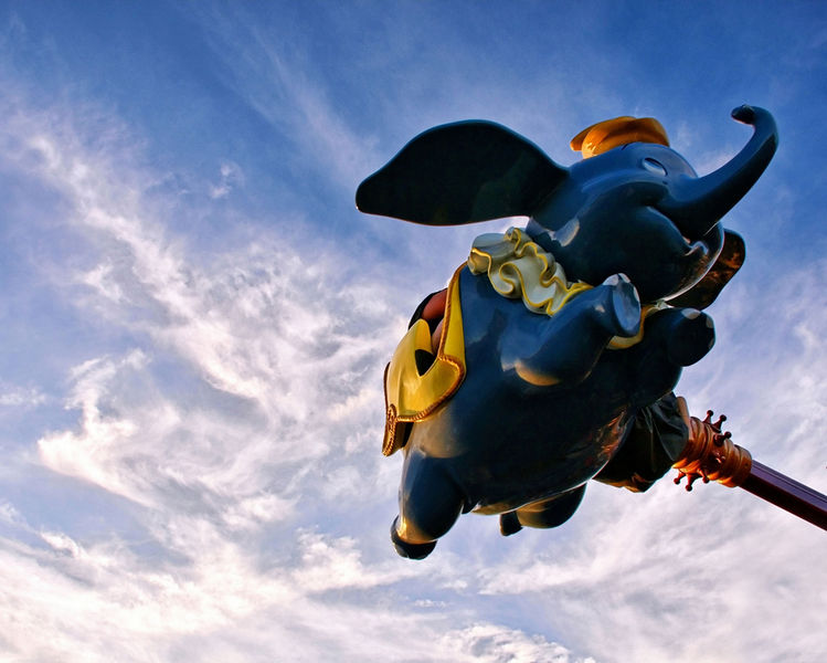 Soubor:Disney-Dumbo the Flying Elephant.jpg