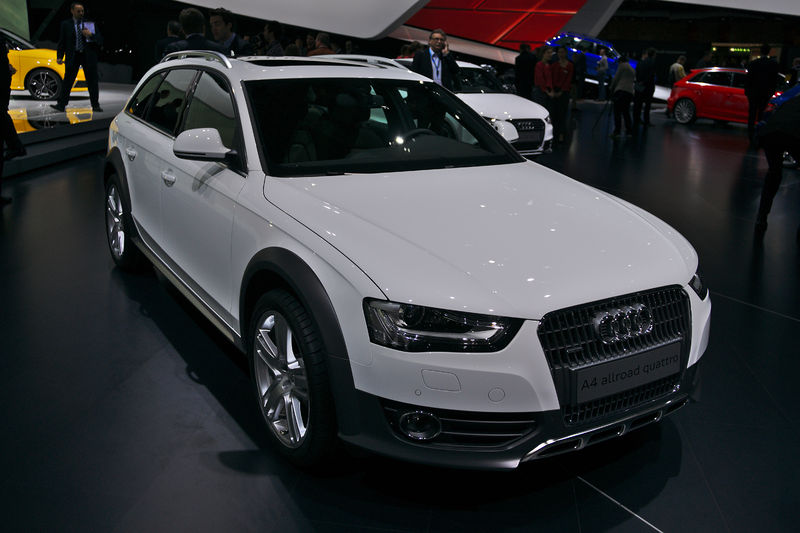 Soubor:Salon de l'auto de Genève 2014 - 20140305 - Audi A4 Allroad quattro.jpg