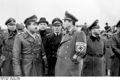Bundesarchiv Bild 183-H28427, Rechlin, Rüstungstagung, Galland, Speer.jpg