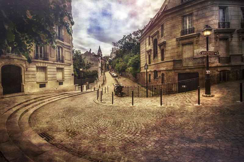 Soubor:Paris, Place Dalida-2013-LMFlickr.jpg