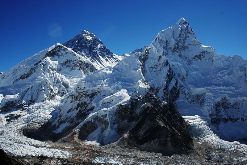 Soubor:Everest nubtse.jpg