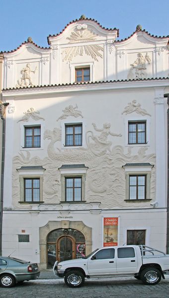 Soubor:Jonah house2, Pardubice, Czech Republic.jpg