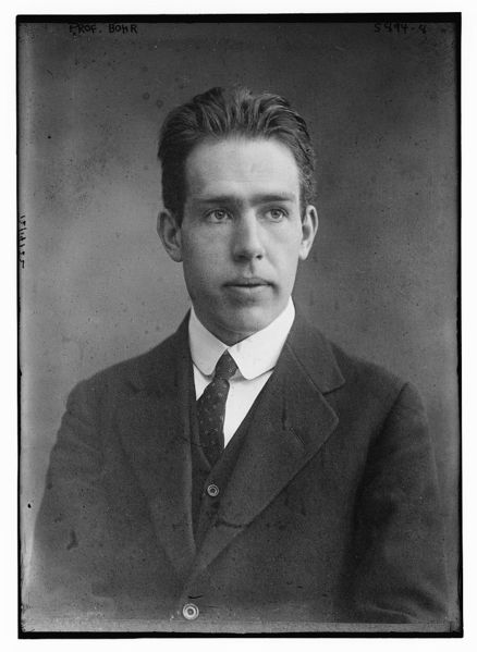 Soubor:Niels Bohr Date Unverified LOC.jpg
