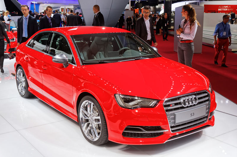 Soubor:Audi S3 - Mondial de l'Automobile de Paris 2014 - 001.jpg