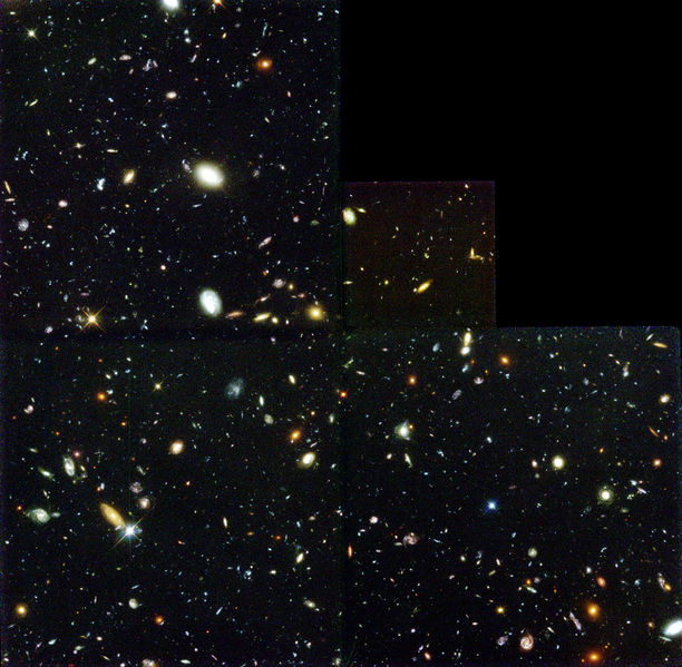 Soubor:HubbleDeepField.800px.jpg
