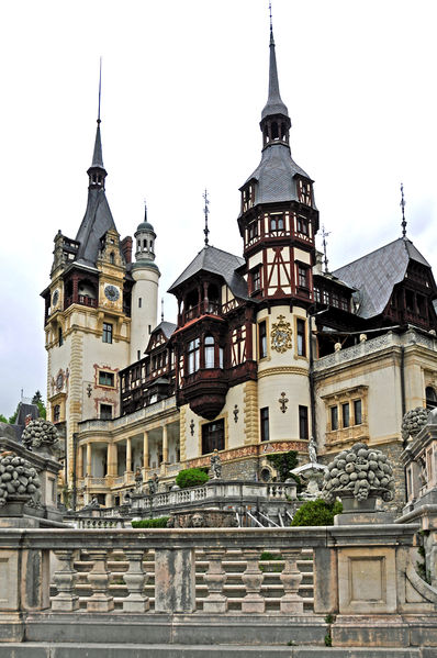 Soubor:Romania-1649-Peles Castle-DJFlickr.jpg