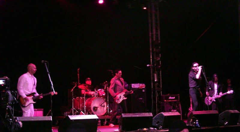 Soubor:MC5-Lemmy, Download Festival 2005.JPG