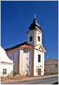 Barokní kostel Sv. Jiří v obci Klentnice.jpg