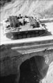 Bundesarchiv Bild 101I-158-0085-01, Balkan, Sturmgeschütz überquert Brücke.jpg