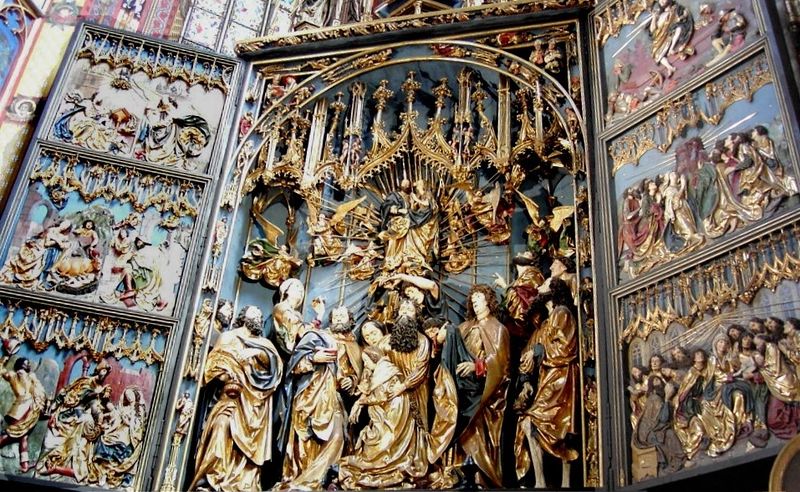 Soubor:Gothic altar veit stoss.jpg