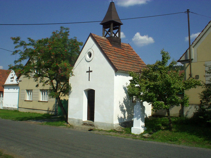 Soubor:Radkovice kaple.jpg