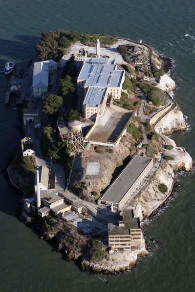 Soubor:Alcatraz aerial.jpg