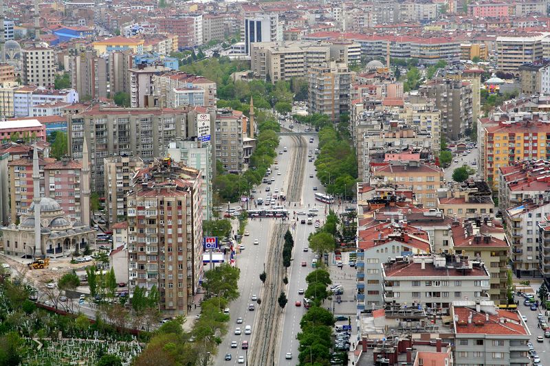 Soubor:A view of Avenue Nalçacı in Konya.jpg