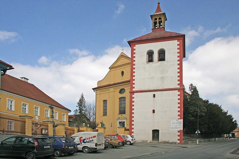 Soubor:Dobruška - kostel Svatého Václava.jpg