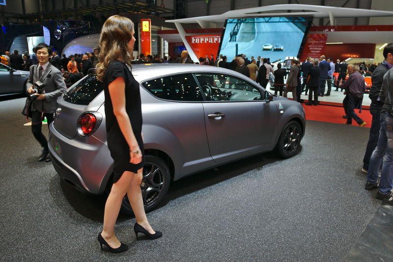 Soubor:Salon de l'auto de Genève 2014 - 20140305 - Alfa Romeo 12.jpg