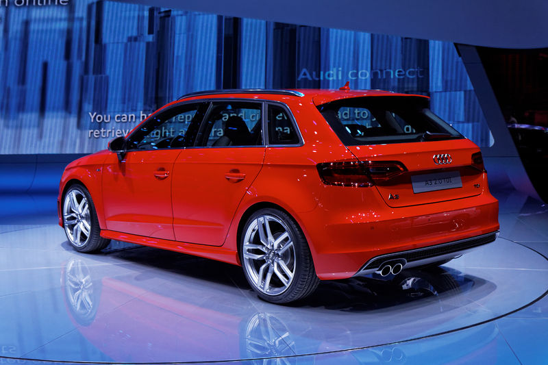 Soubor:Audi - A3 - Mondial de l'Automobile de Paris 2012 - 206.jpg