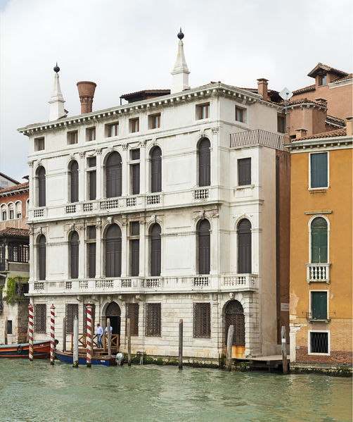Soubor:Palazzo Giustinian Lolin (Venice).jpg
