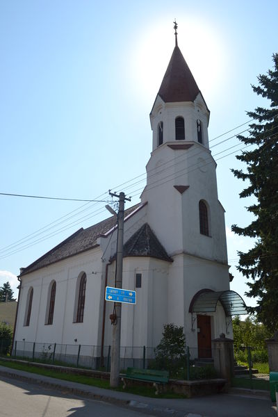Soubor:Rovňany - Evanjelický kostol (1).jpg
