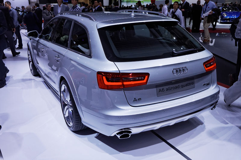 Soubor:Audi - A6 - Mondial de l'Automobile de Paris 2012 - 203.jpg