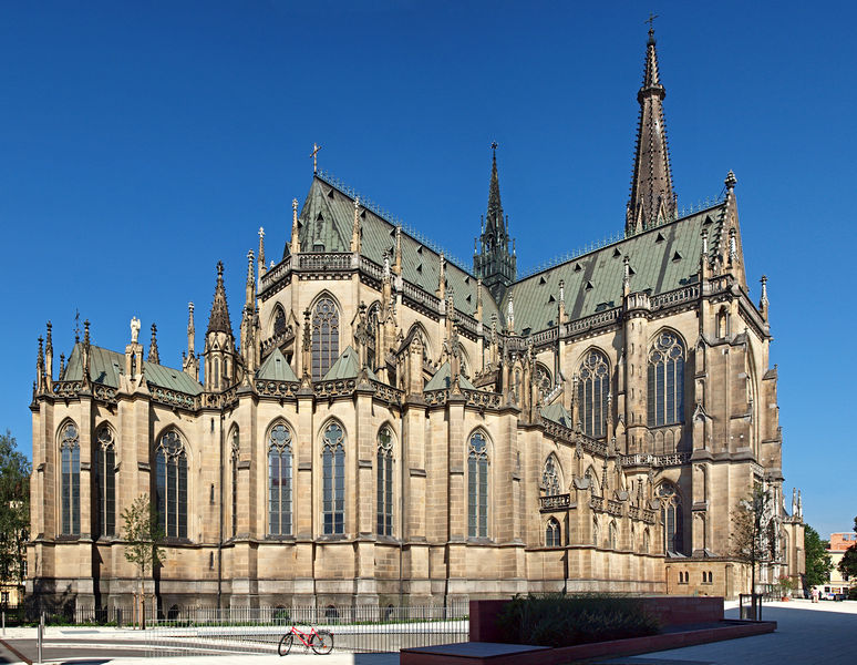 Soubor:Linz-cathedrale.jpg